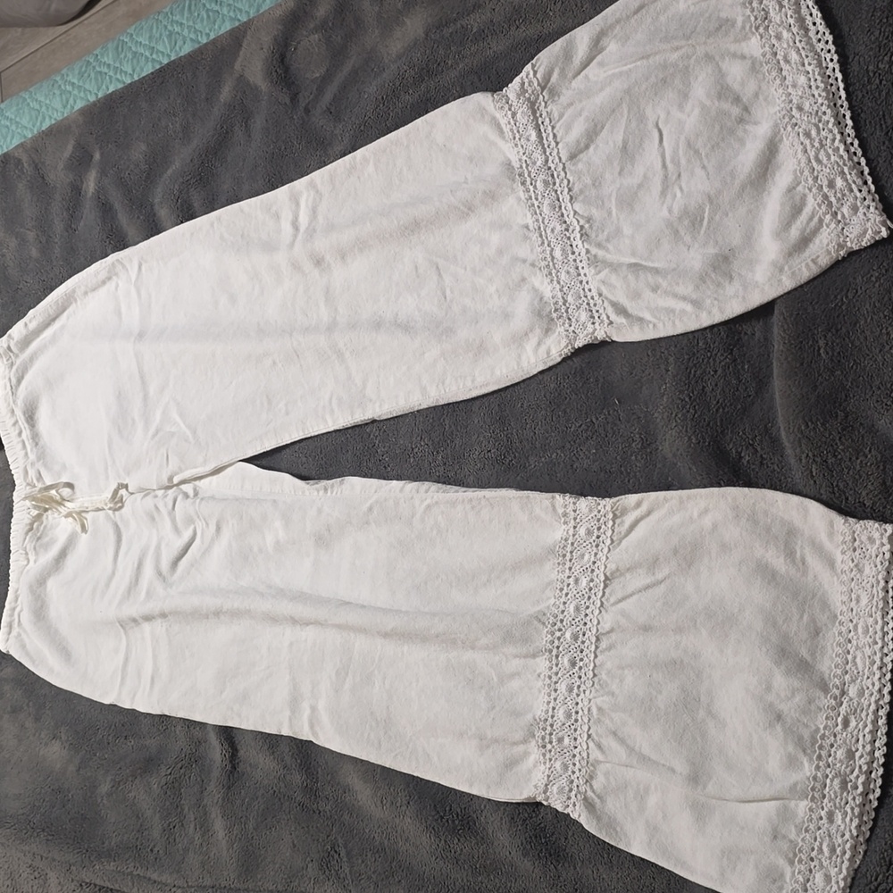Mystic. 100% linen Pull on Ruffle Bottom Pants size large
